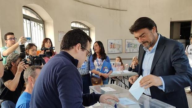 El PP mantiene la Alcaldía de Alicante con Barcala al frente