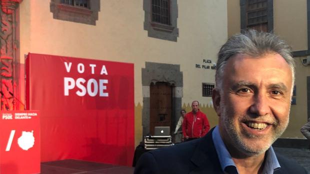 Canarias vota bipartidismo: PSOE y CC