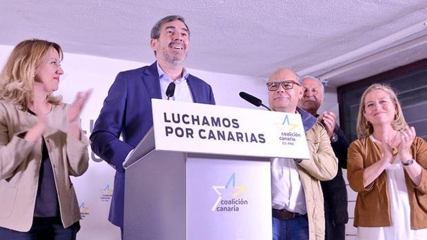 CC inicia contactos para «formular» un gobierno en Canarias «estable» y sin «izquierda populista»