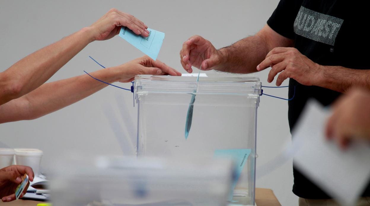 La Moncloa no prevé cambios de concejales pese al fallo en la web de las elecciones municipales