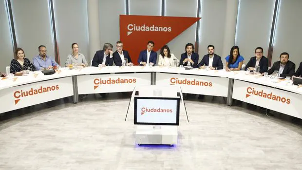 El PP y Ciudadanos mantienen su primera reunión hoy en Zaragoza