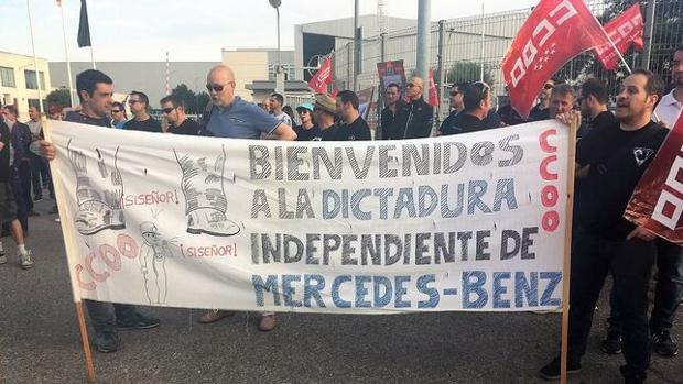 Toda la plantilla de Mercedes secunda el segundo día de huelga en Azuqueca