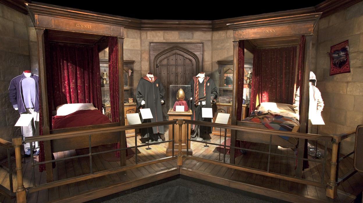 Dormitorio Gryffindor, presentado en «Harry Potter: The Exhibition»