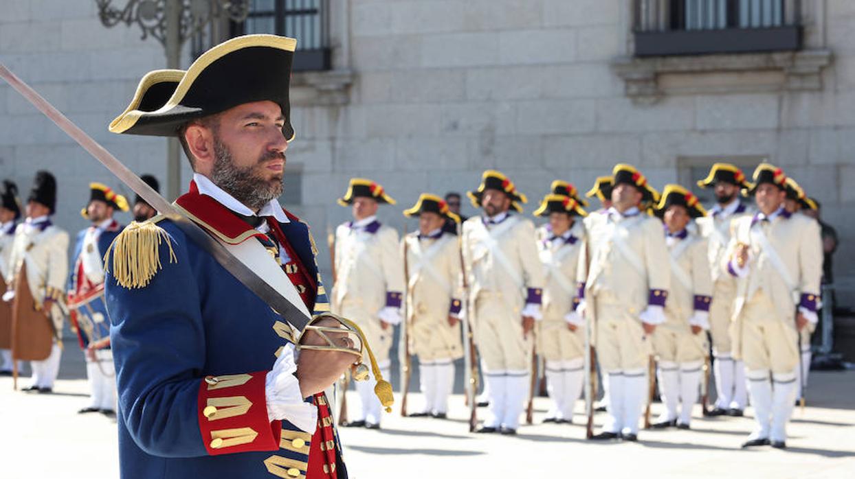 Relevo de la Guardia en el Alcázar de Toledo