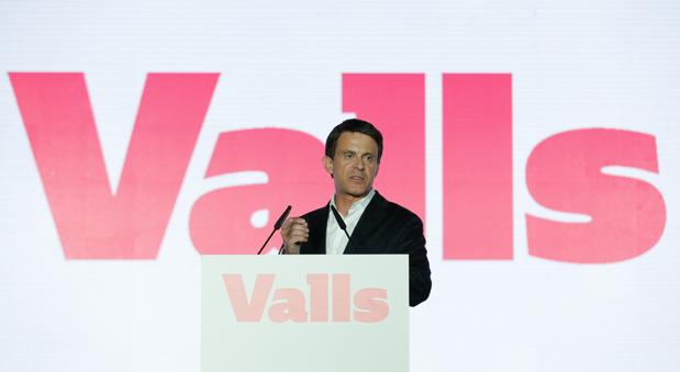 Valls y De Quinto se enzarzan en Twitter tras el acercamiento de Ciudadanos con Vox en Madrid