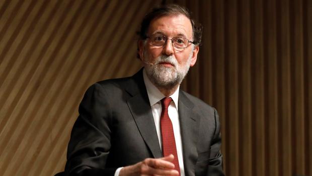 El Parlamento de Cataluña lleva a Rajoy a la Fiscalía por ausentarse en una comisión sobre el 155