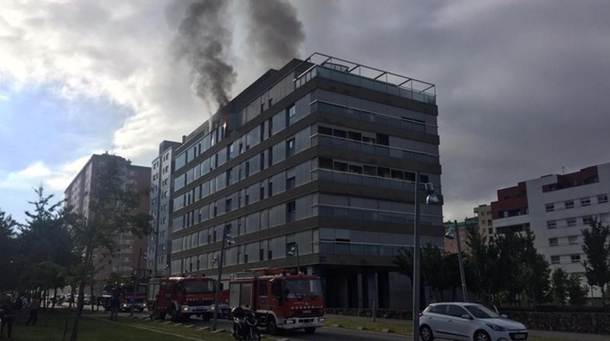 Imagen del incendio en Terrassa