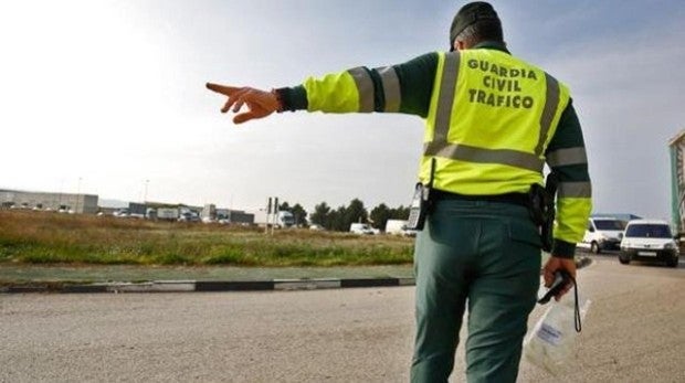 La Guardia Civil salva la vida a una mujer con un ataque epiléptico en la A-43