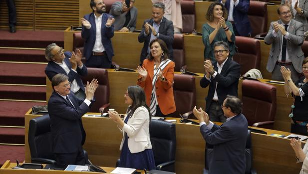Ximo Puig, investido presidente de la Generalitat con los votos del PSPV, Compromís y Podemos