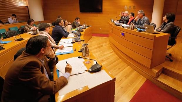 Archivan la causa del contrato de Vivienda con Crespo Gomar, última de la financiación de PSPV y Compromís