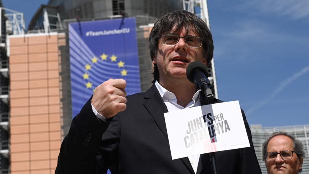 Puigdemont deberá recoger el acta de eurodiputado en el Congreso