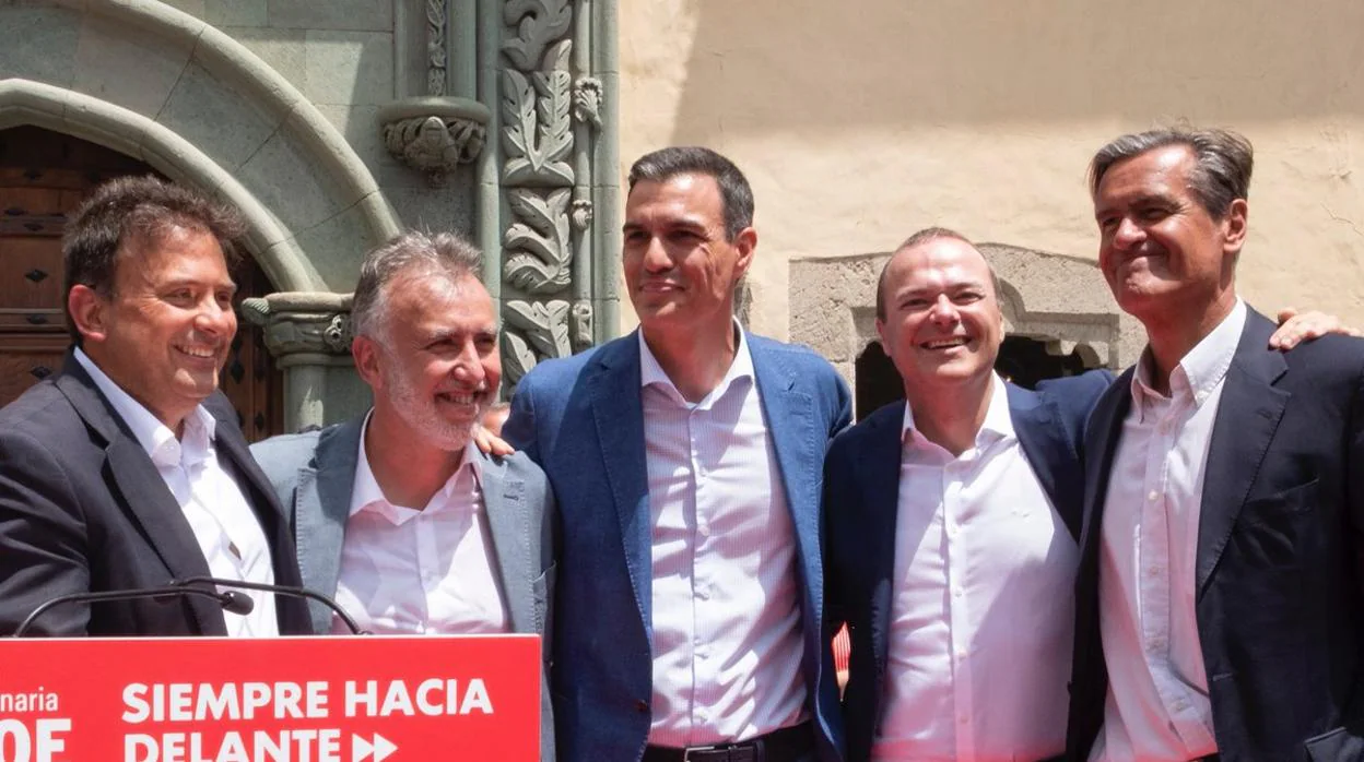 El PSOE de Canarias afronta días de infarto con el «síndrome López Aguilar» en su memoria