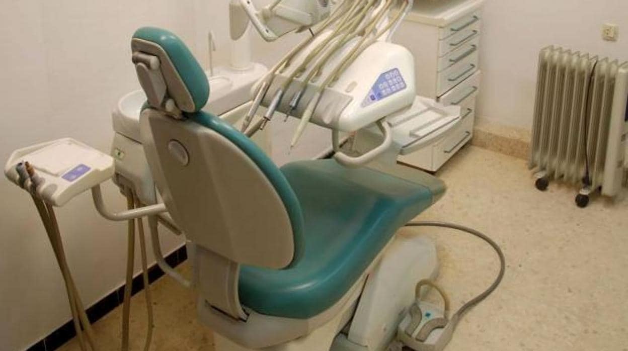 Instalaciones de un dentista, en una imagen de archivo