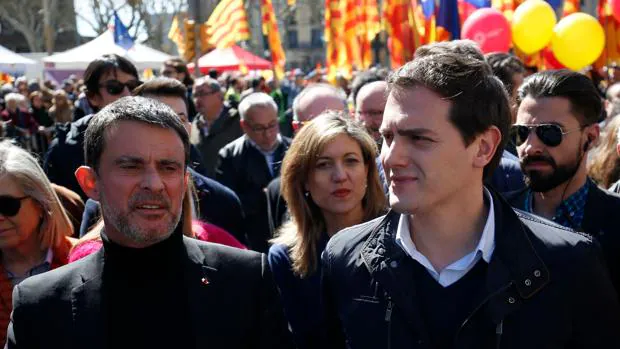 Ciudadanos revela los detalles de la ruptura con Manuel Valls en Barcelona