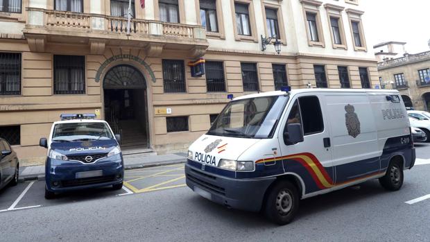 Matan de una paliza a un profesor en una verbena de Oviedo