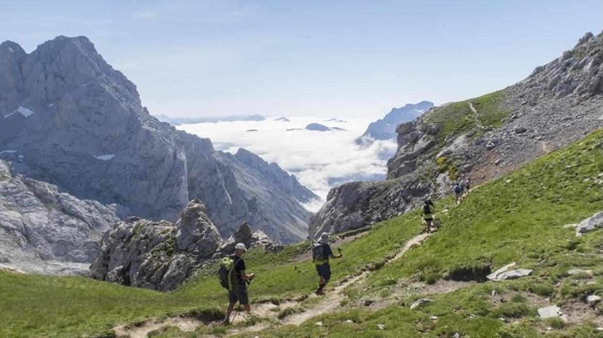 Buscan a un niño de 13 años desaparecido en la vertiente leonesa de Picos de Europa