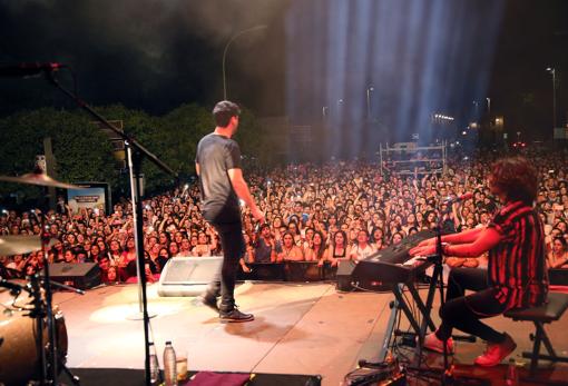 Cepeda fue uno de los protagonistas del concierto Cadena Dial en el paseo de Merchán