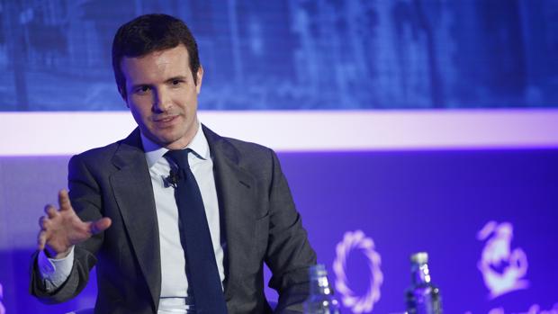 Casado califica de «inaceptables» las declaraciones de Zapatero sobre el indulto a los presos del 1-O