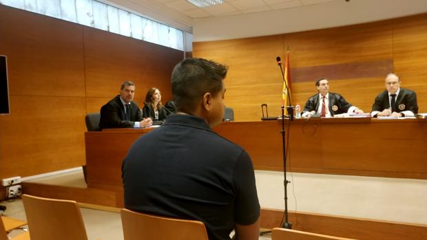 El conductor acusado de la muerte de una mujer en Valladolid: «No me acuerdo ni de salir del bar»