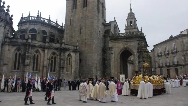 Las ciudades del antiguo reino de Galicia celebran sus 350 años de compromiso con Lugo