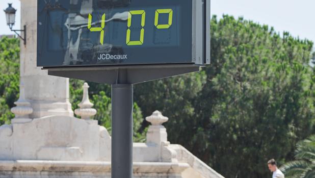 El tiempo en Valencia hoy: alerta por temperaturas de 40 grados, tormentas y viento