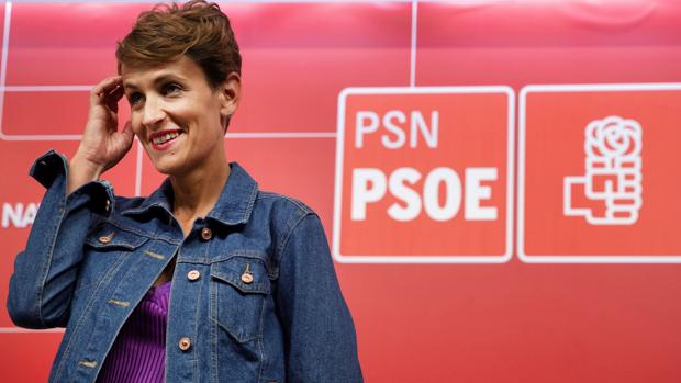 El PSOE cierra un acuerdo para gobernar en Navarra con nacionalistas y Podemos