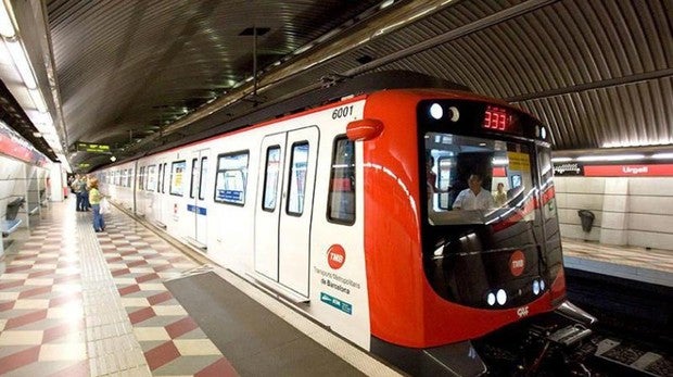 El secesionista que empujó a un hombre en el Metro de Barcelona por llevar una bandera española podría haberse fugado a México