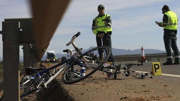 Muere un ciclista atropellado por un turismo en Alameda de la Sagra