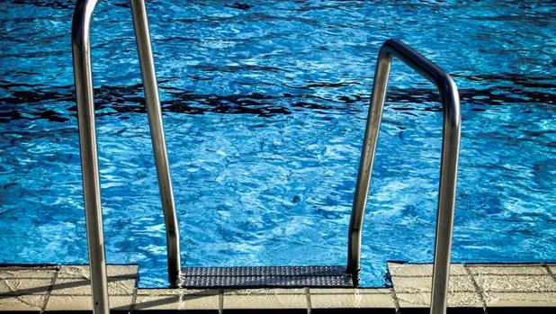 Una mujer de 84 años muere ahogada en una piscina en Gerona