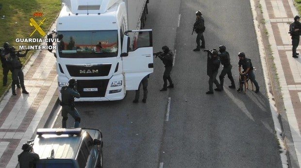 Detenido en Pamplona un yihadista reincidente acusado de adoctrinamiento y enaltecimiento