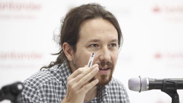 Iglesias desmiente a Sánchez y dice tener la «mano tendida» para negociar un gobierno de coalición