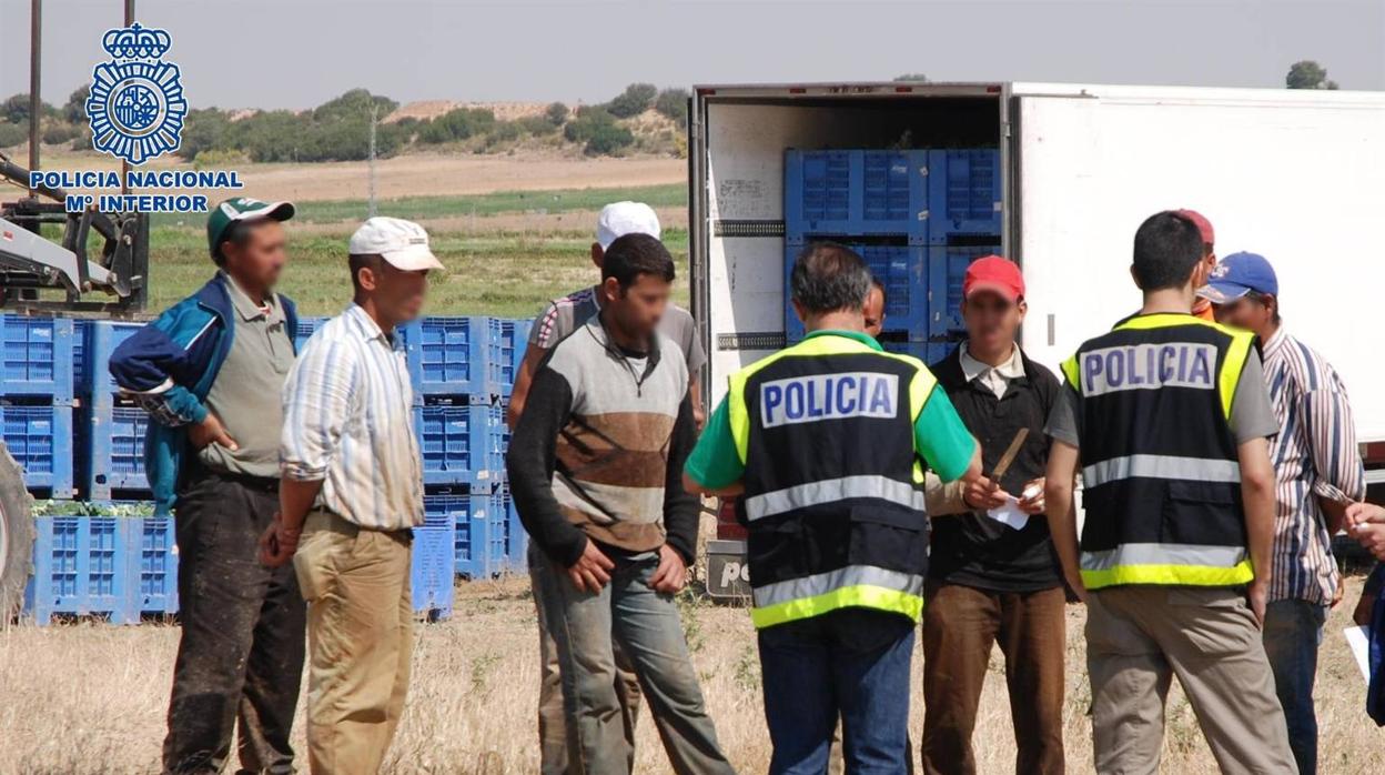 Detienen a 25 personas en Albacete por trata de seres humanos