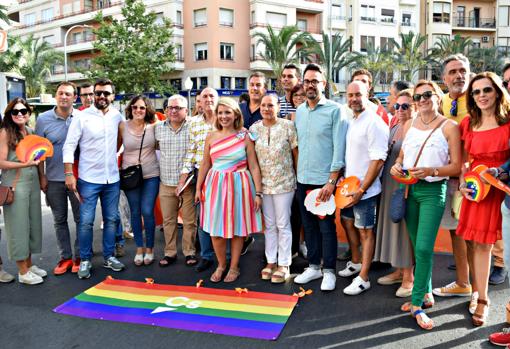 Representantes de Ciudadanos en la celebración del Orgullo LGTBI