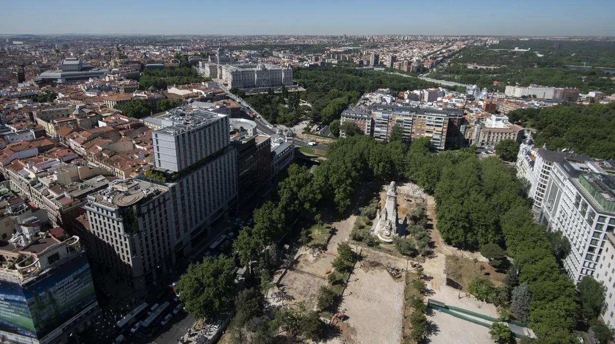 Obras de remodelación en la plaza de España que afectan al túnel de Bailén