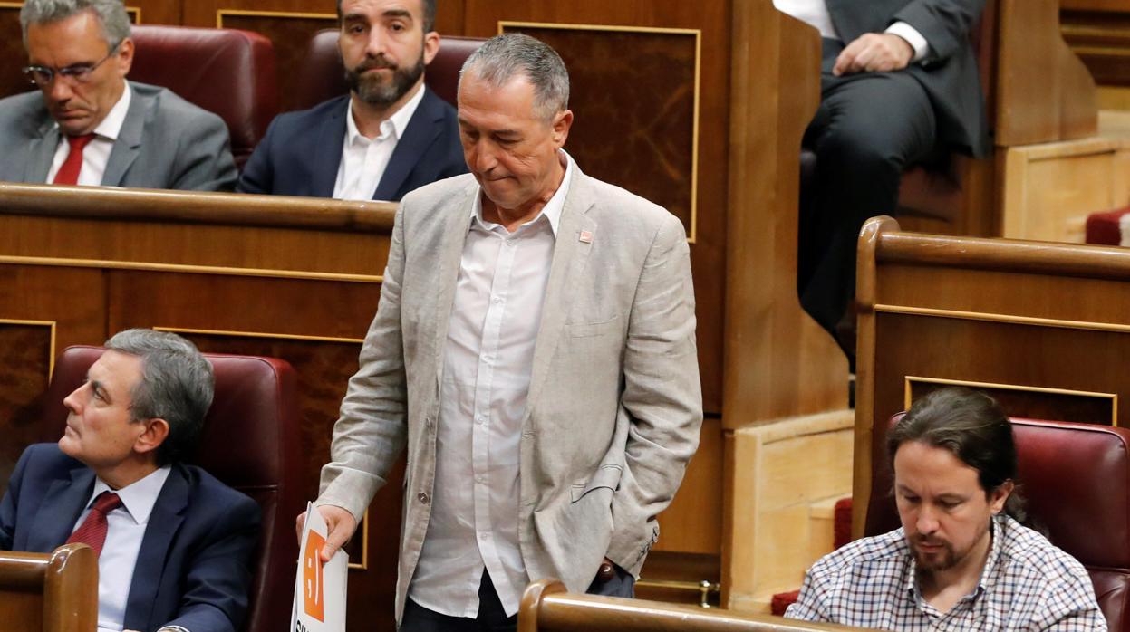 El portavoz de Compromís en el Congreso, Joan Baldoví, durante el debate de investidura