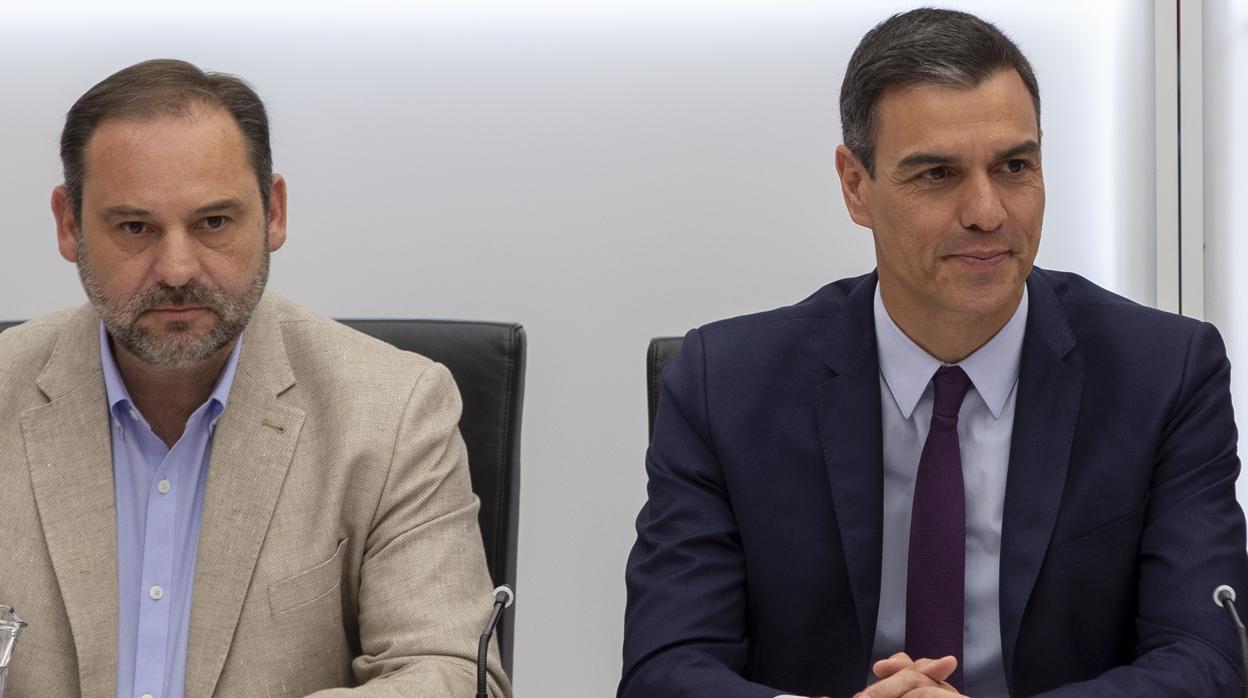 José Luis Ábalos y Pedro Sánchez