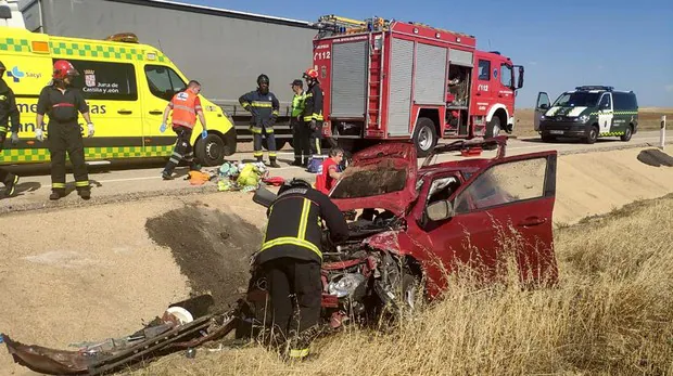 Muere un hombre de 68 años al salirse el vehículo de la vía en la N-234, en Torrubia (Soria)