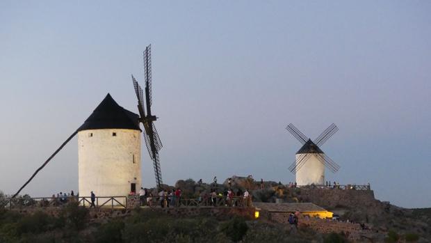 Tradición, cultura y «perseidas» se conjuran en Los Yébenes