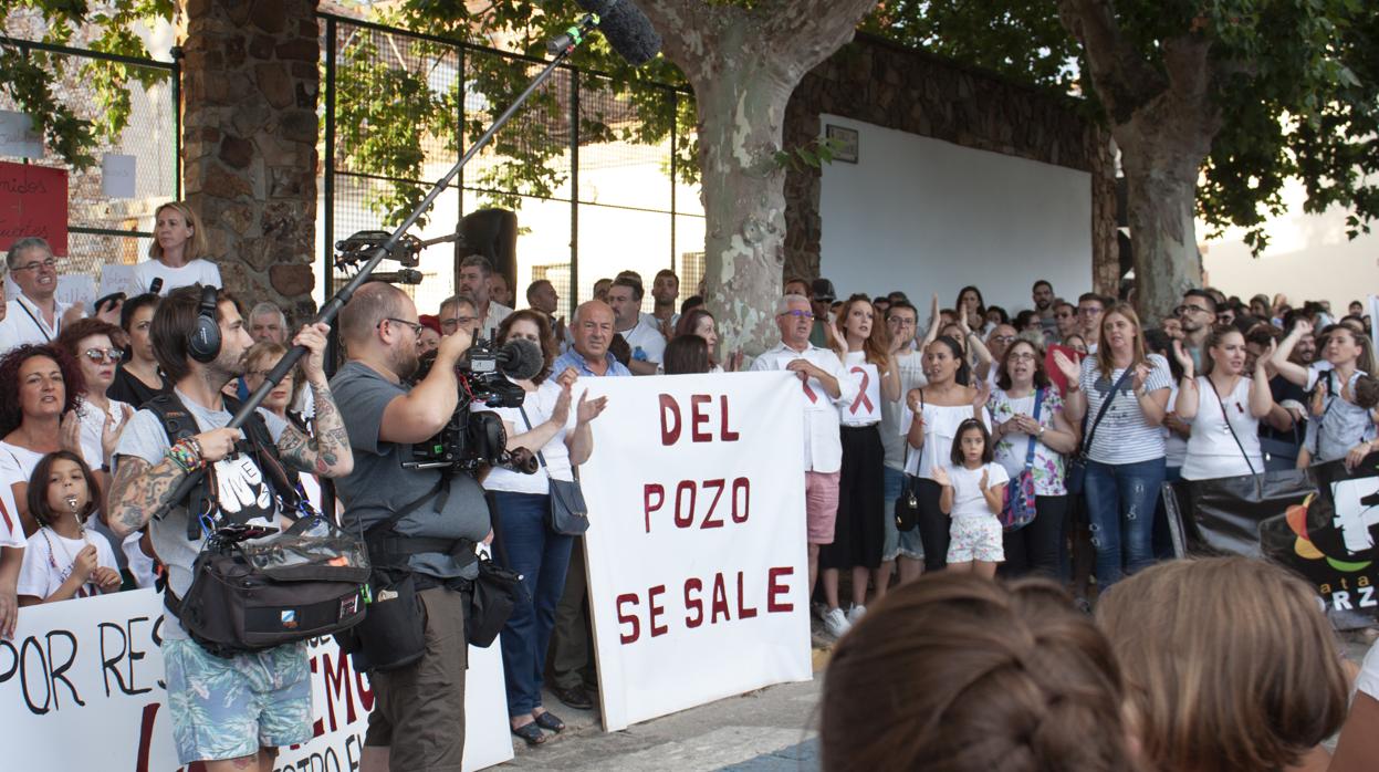 Uno de los momentos de la manifestación del miércoles en Almadén