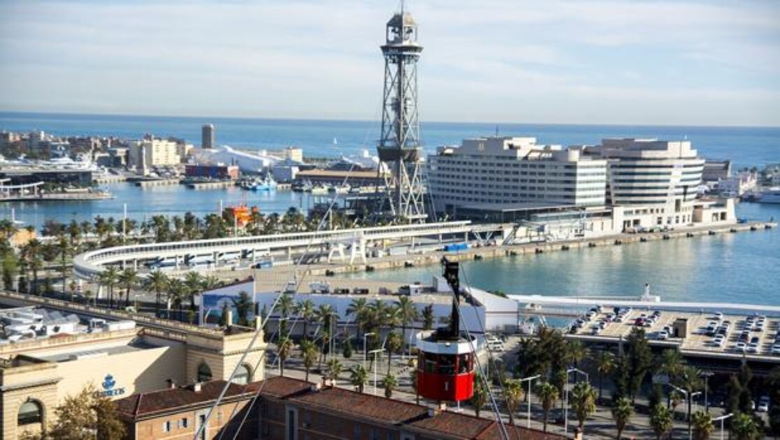 Panorámica del Puerto de Barcelona