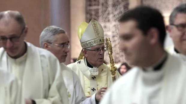 El arzobispo de Toledo ve necesario «como el comer» vivir la Fe frente a la «cultura agnóstica»