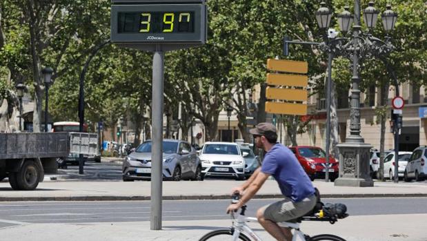 El tiempo en Valencia: vuelve la ola de calor con temperaturas de 39 grados el sábado y el domingo