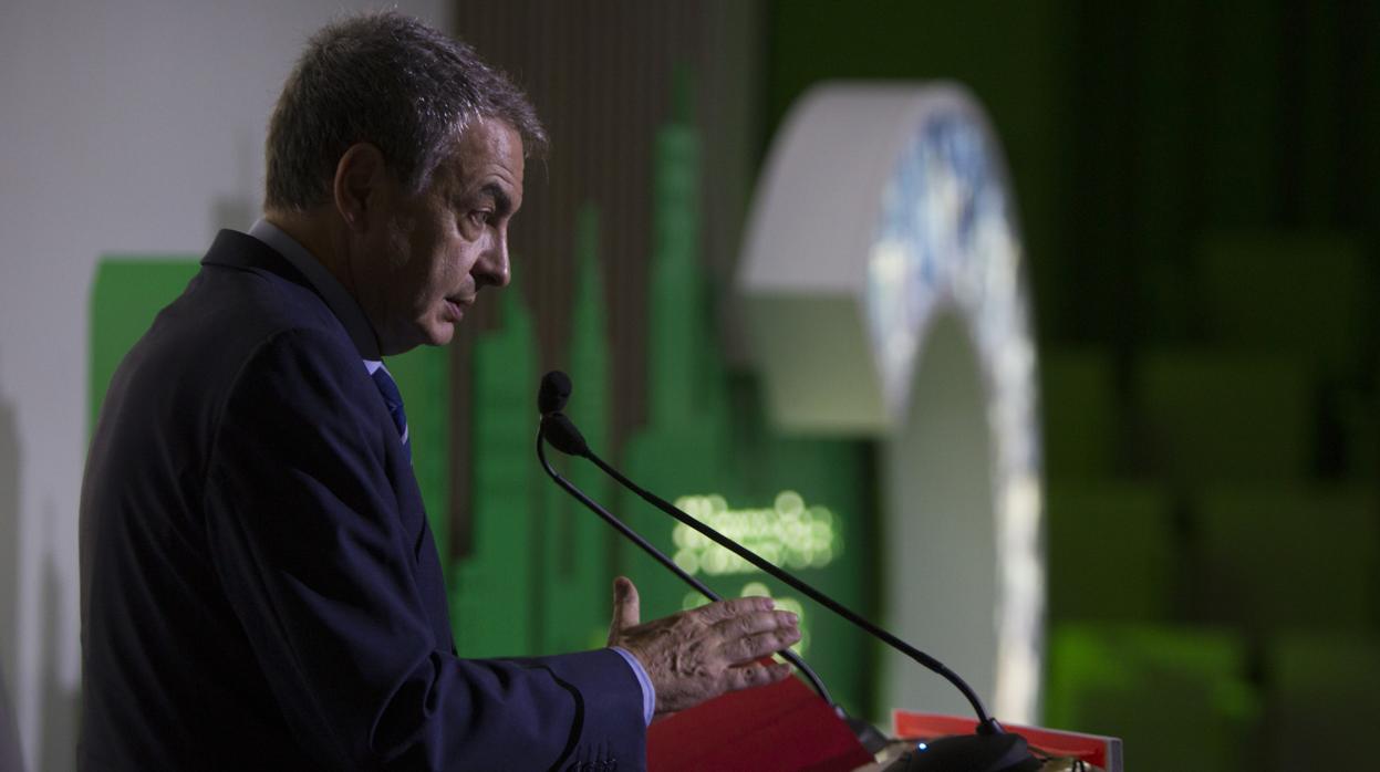 Presentación informe BP, con la presencia de Rodríguez Zapatero y secretario Estado de Energía