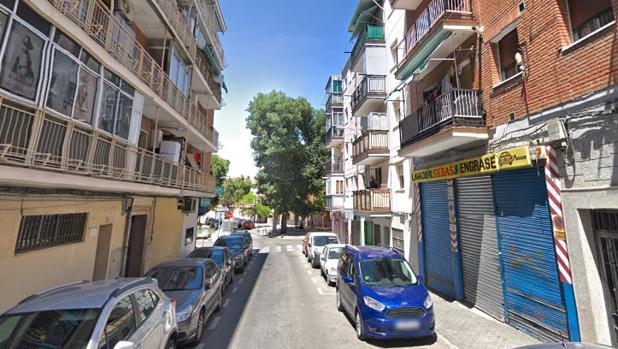 Dos apuñalados y tres detenidos tras una reyerta en un domicilio de Villaverde