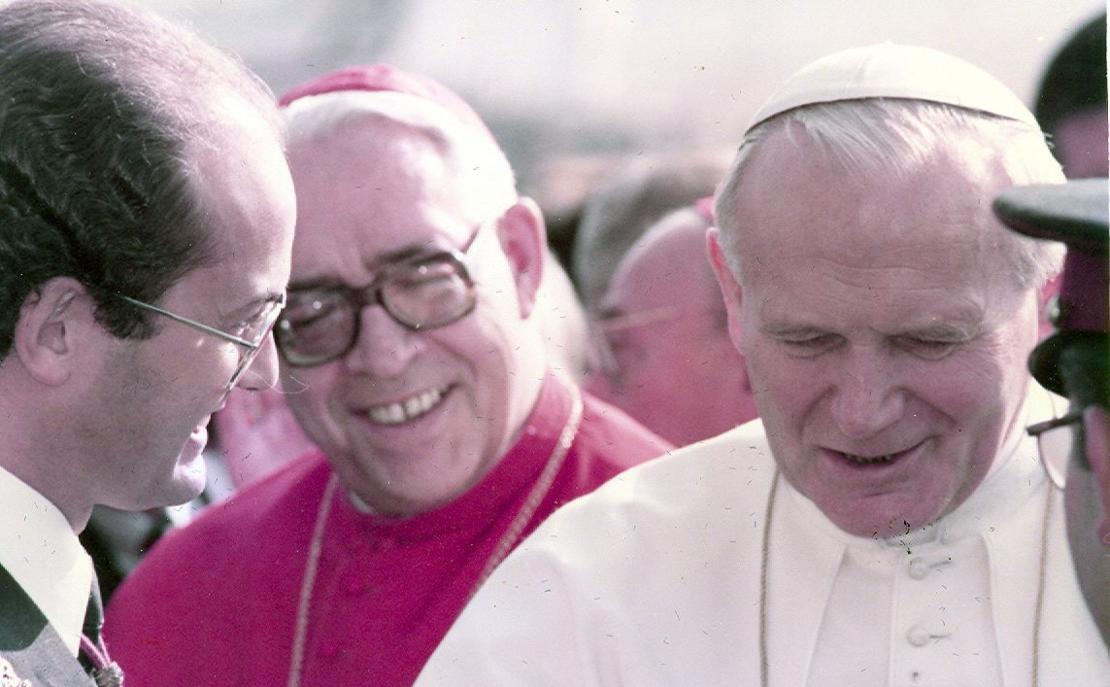 Con el Papa Juan Pablo II en su visita a Toledo en 1982