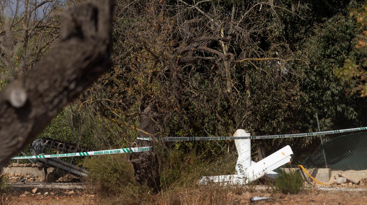 Zona acordonada junto a restos de la colisión aérea en Mallorca