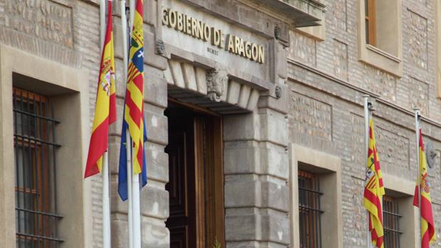 El Gobierno aragonés ha tenido que pedir prestados más de mil millones de euros en cinco meses