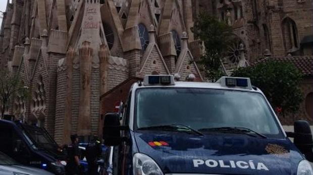 La Policía Nacional se integra en un operativo de Mossos contra los carteristas del Metro de Barcelona