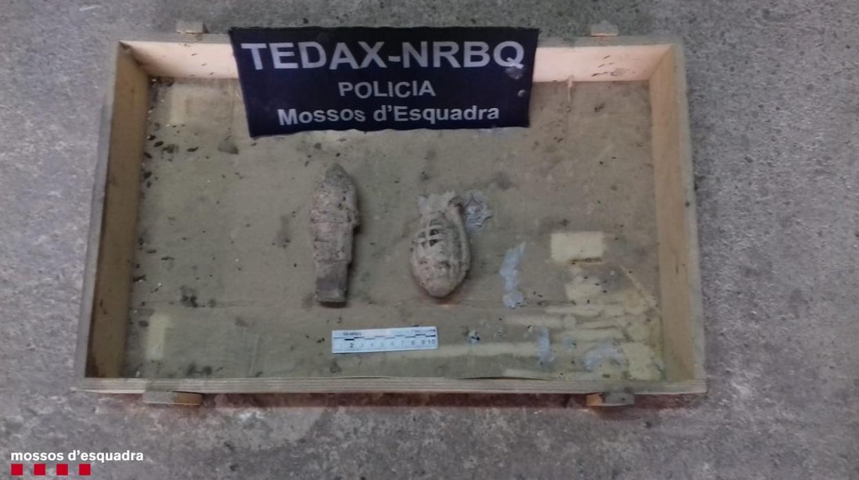 Imagen de la granada y la ovija de proyectil de la Guerra Civil encontradas por los Mossos d'Esquadra en Tarragona