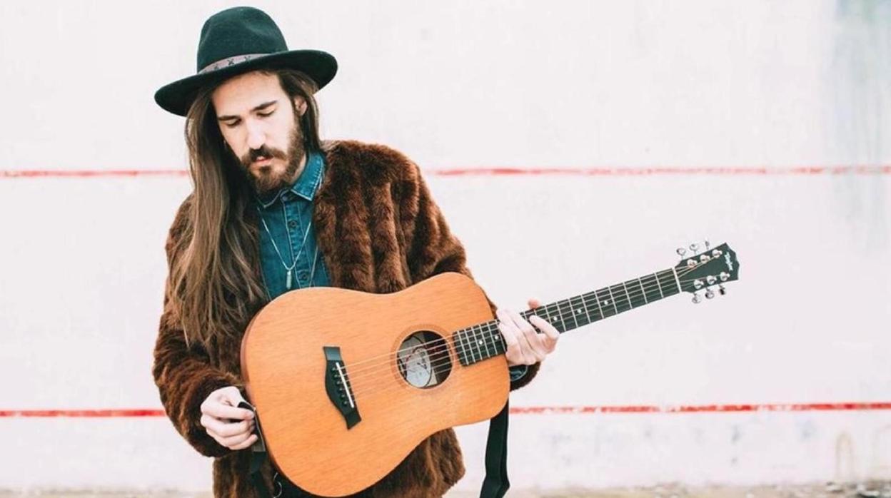 El cantante Carlos Sadness, uno de los platos fuertes